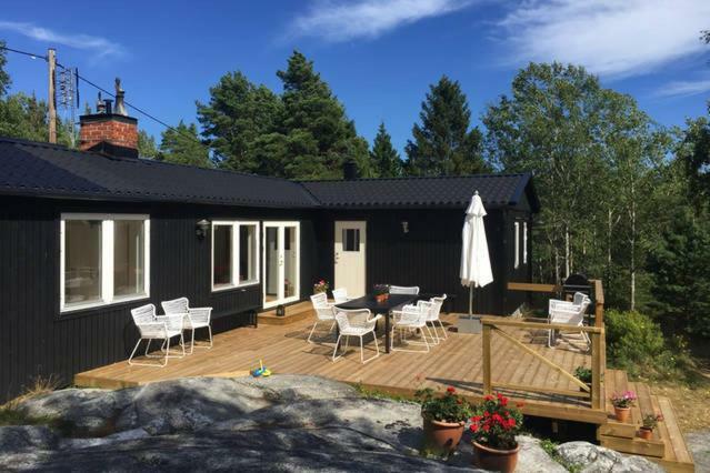 Archipelago-House With Pool, Boat And Bikes Villa Djurhamn Exterior photo